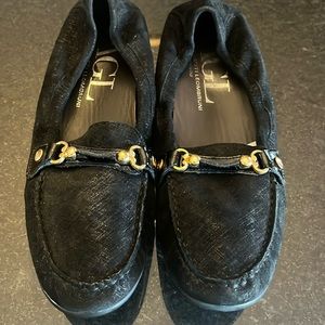 AGL LOAFER STYLE SHOE. SIZE 10